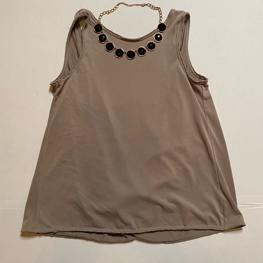TRESICS LUXE brown sleeveless blouse